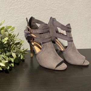 Lauren Conrad open toe grey heels